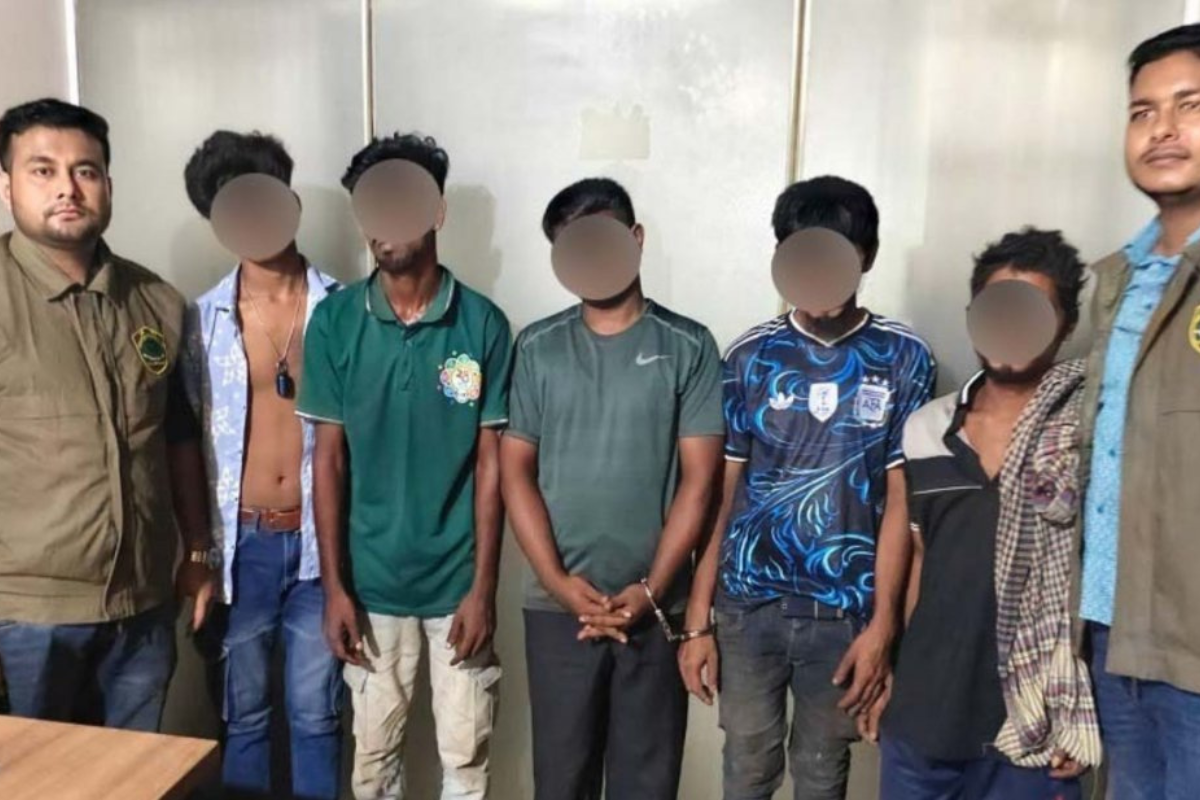 Five Suspected Robbers Arrested in Kawran Bazar Operations
