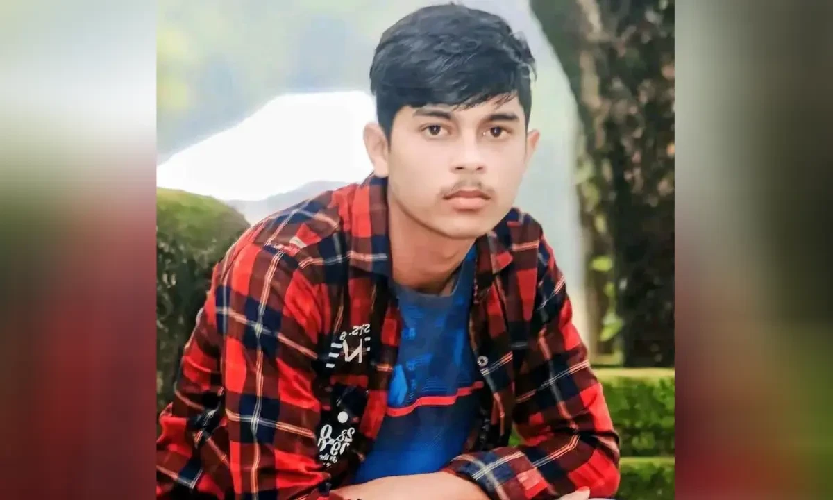 Garment Worker Killed in Train Accident