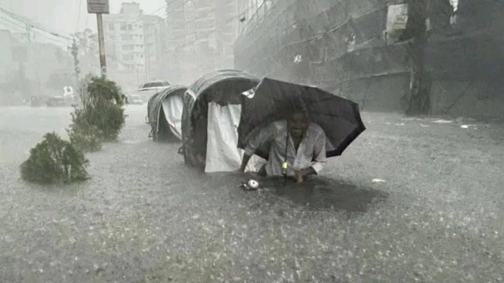 Heavy Rain Raises Fresh Flood Fears Across Six Divisions