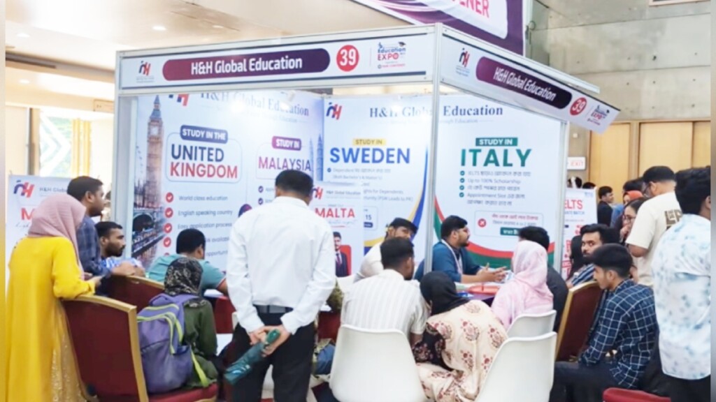 International Education Fair at ICCB Attracts Thousands 45 Countries, 2,500 Universities Students and Parents Flock to International Education Fair at ICCB