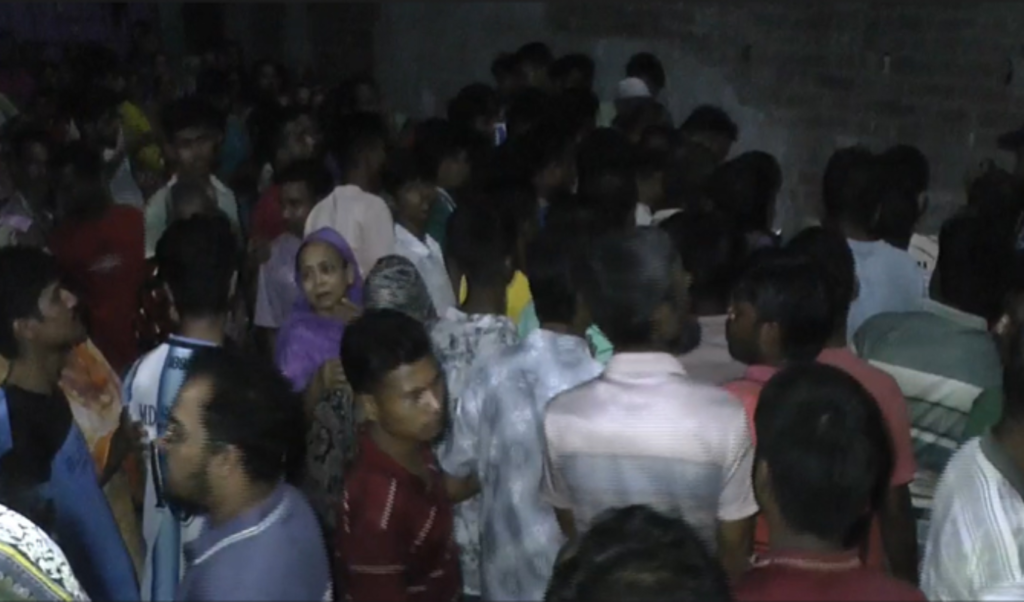Mass Protests Erupt in Narayanganj Over Mob Justice Murder Case Mass Protests Erupt in Narayanganj Over Mob Justice Murder Case