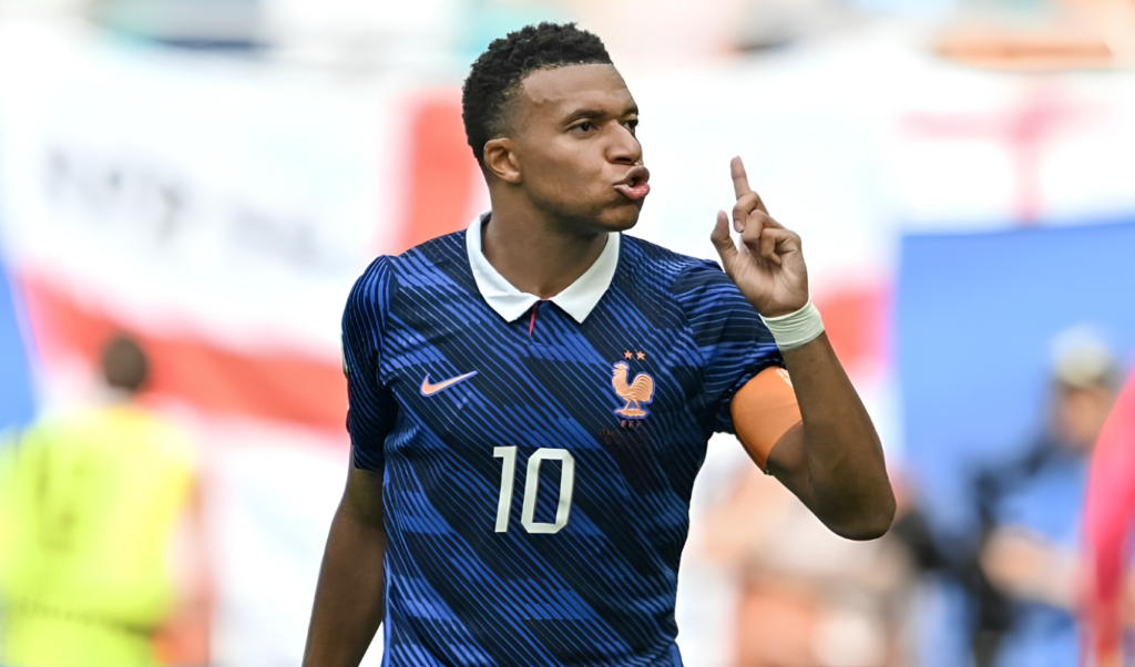 Mbappe Shatters Messis World Cup Goalscoring Record With Brace Mbappé Shatters Messi's World Cup Goalscoring Record With Brace