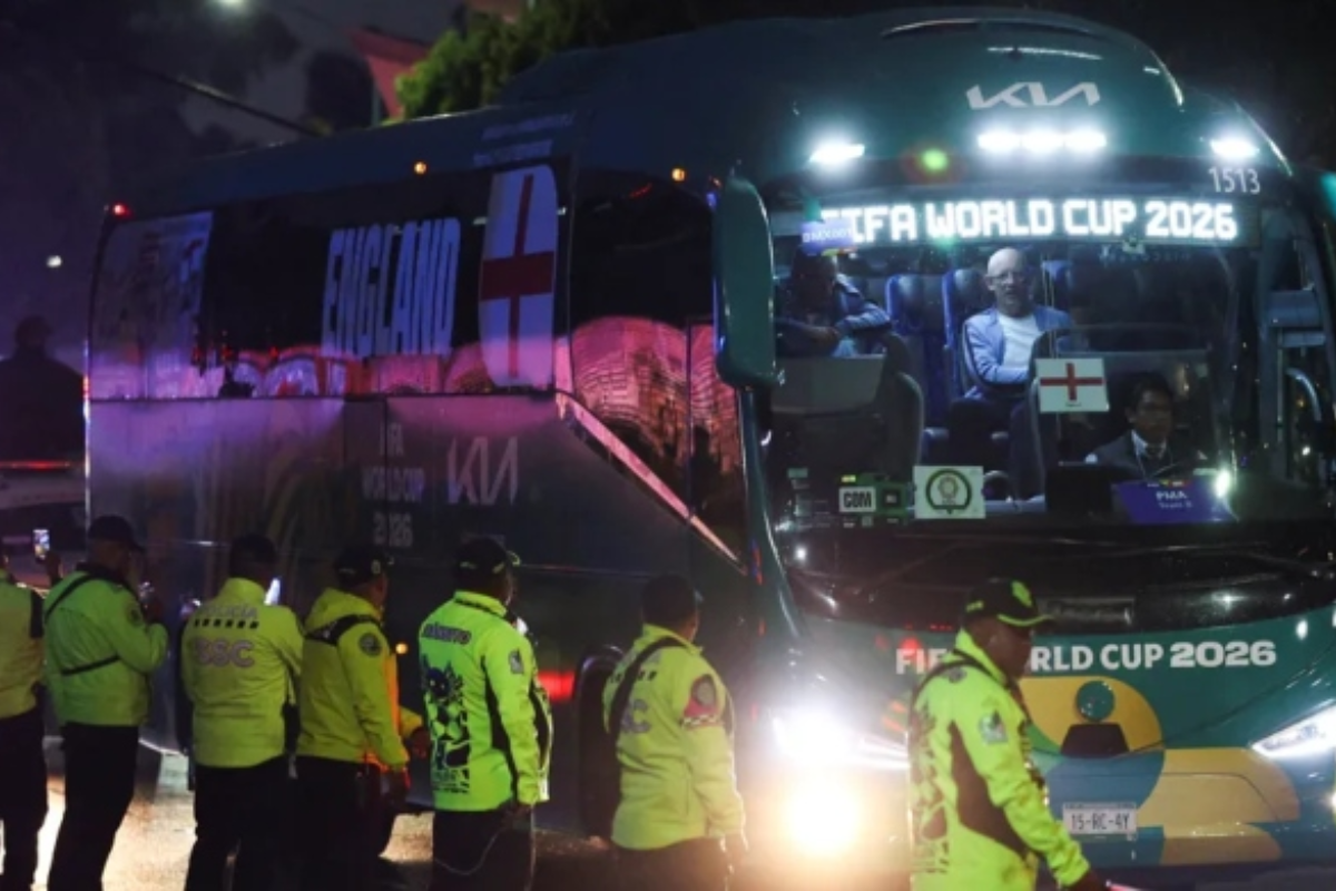 Mexico Fans Disrupt England’s World Cup Preparations