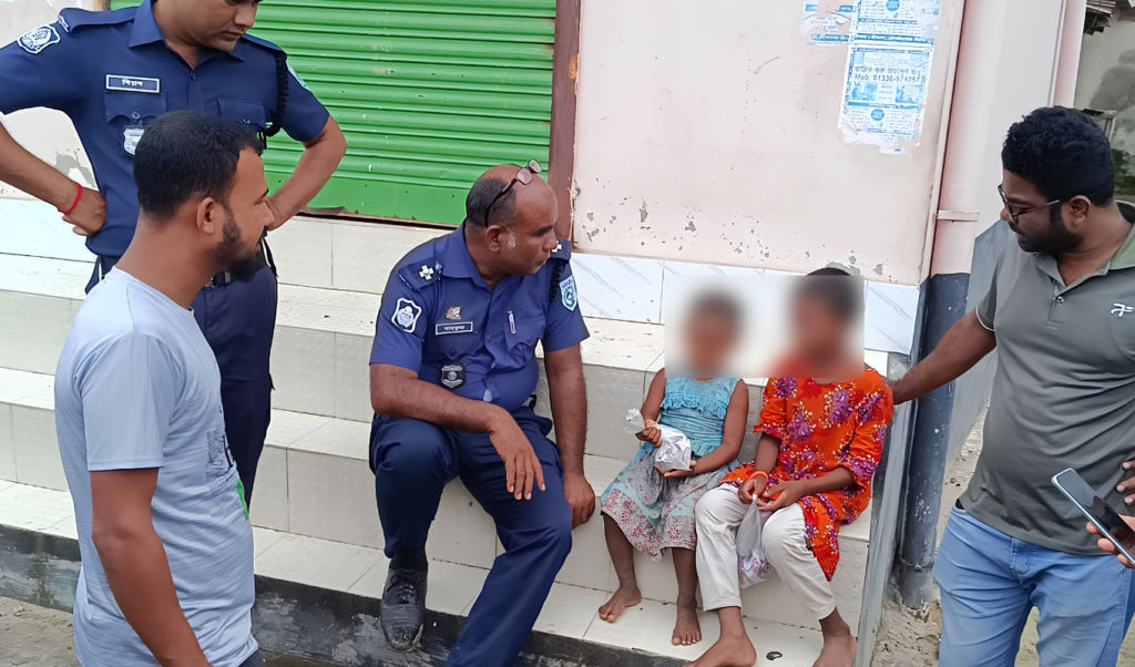 Mother Abandons Two Daughters by Roadside in Hili Port Mother Abandons Two Daughters by Roadside in Hili Port