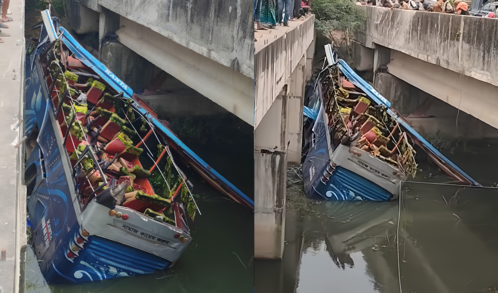 One Dead as Bus Plunges into Canal Near Manikganj One Dead as Bus Plunges into Canal Near Manikganj
