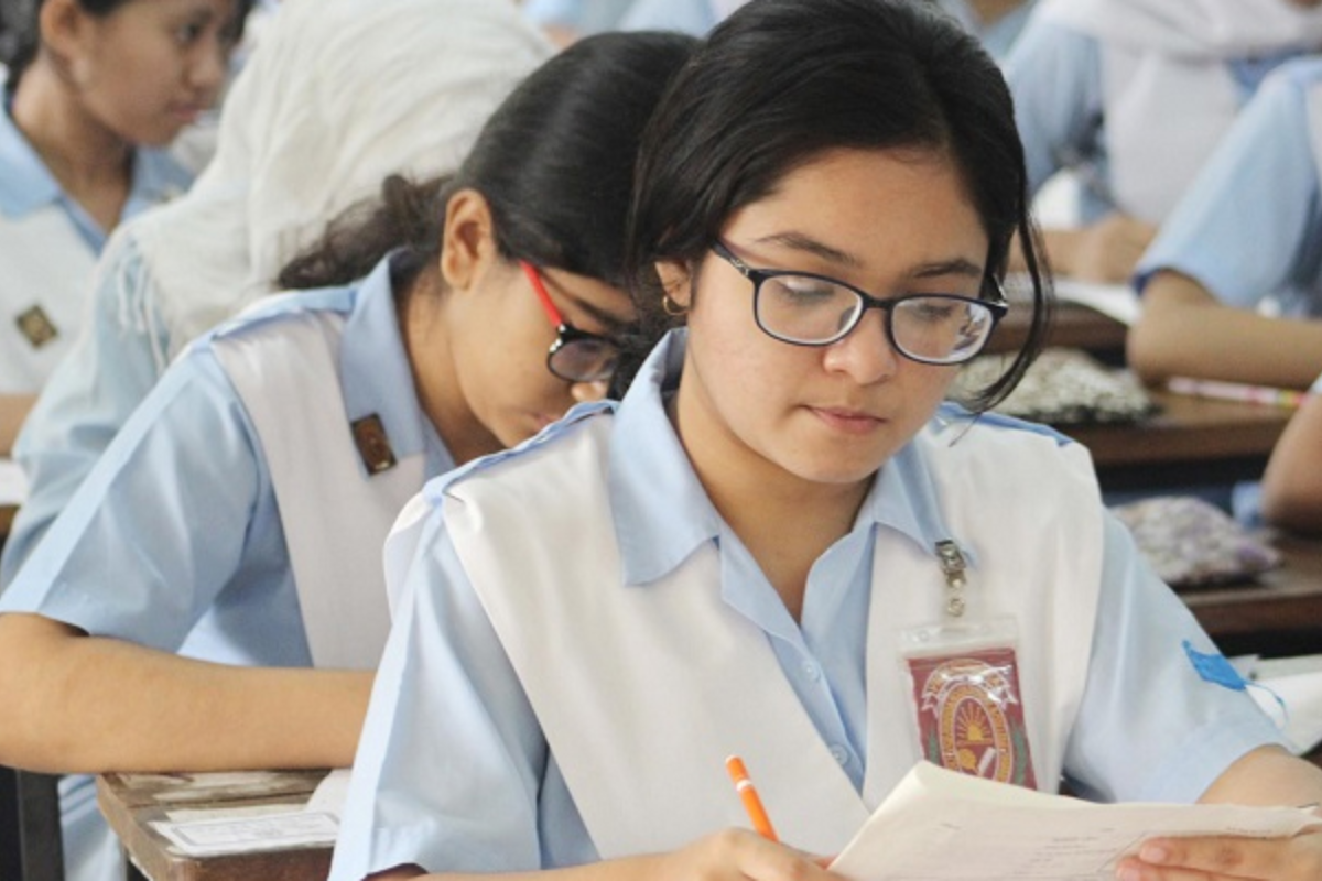 Over Thirty-Three Thousand Students Absent on Third Day of HSC Exams