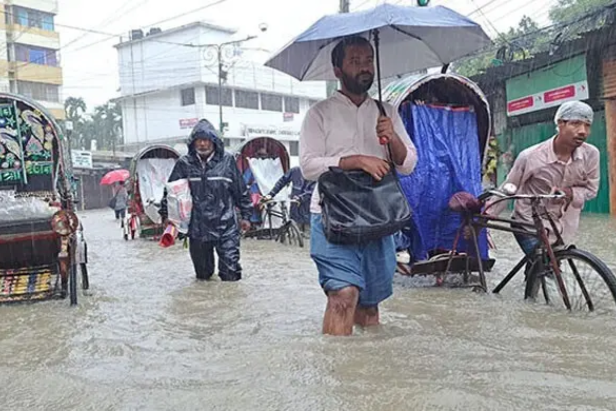 Severe Rainfall Alert Issued for Six Divisions as Flood Risk Rises