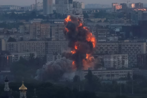 Six Dead as Russian Ballistic Missiles Strike Across Ukraine