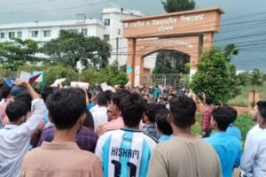 Students Demand Education Minister’s Resignation