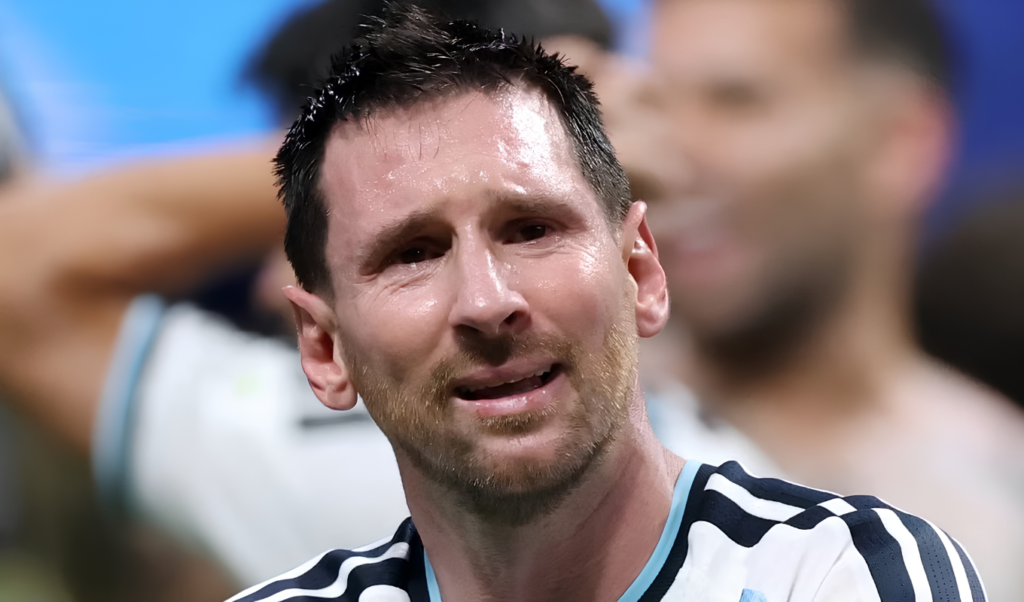 Tears at MetLife Again as Messi Relives Emotional History Tears at MetLife Again as Messi Relives Emotional History