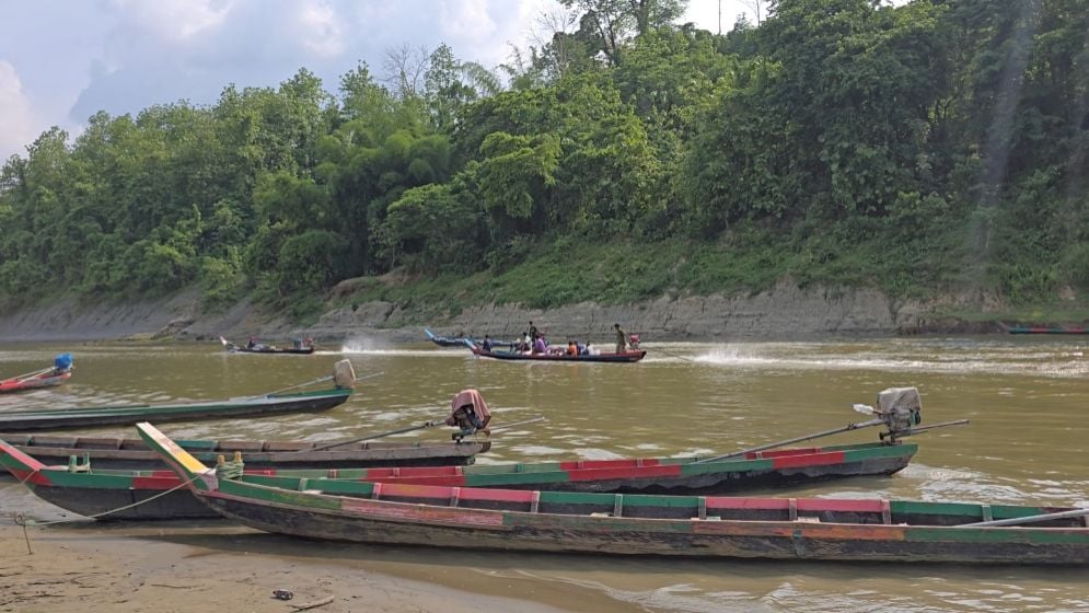 Tourist Missing After Boat Capsizes in Bandarban’s Sangu River