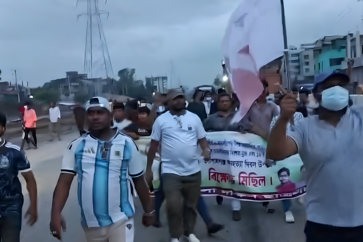 Two Detained as Banned Chhatra League Staged Flash March
