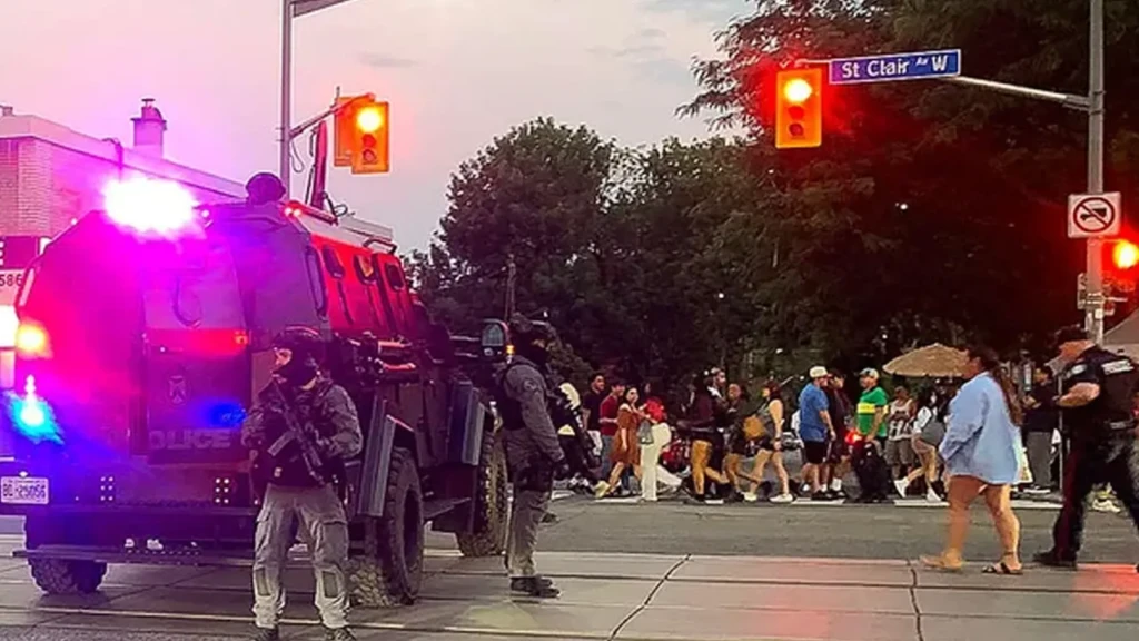 Two Killed in Toronto Street Festival Shooting Two Killed in Toronto Street Festival Shooting