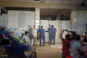Two Workers Die After Falling Into Industrial Sewage Tank