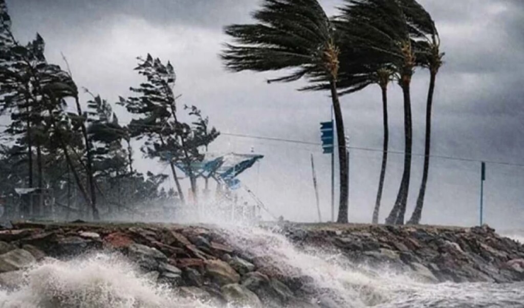 Adverse Weather Warning 13 Bangladeshi Districts Facing Severe Squalls