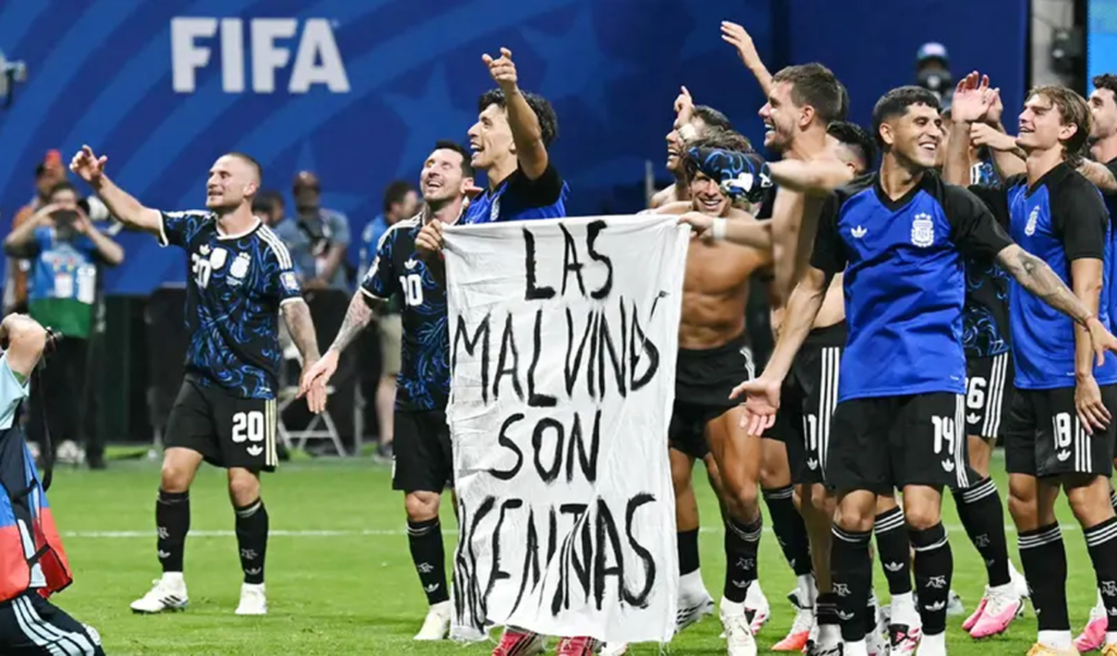 Argentine Club Ignites Diplomatic Spark With Controversial Malvinas Shirt Argentine Club Ignites Diplomatic Spark With Controversial Malvinas Shirt