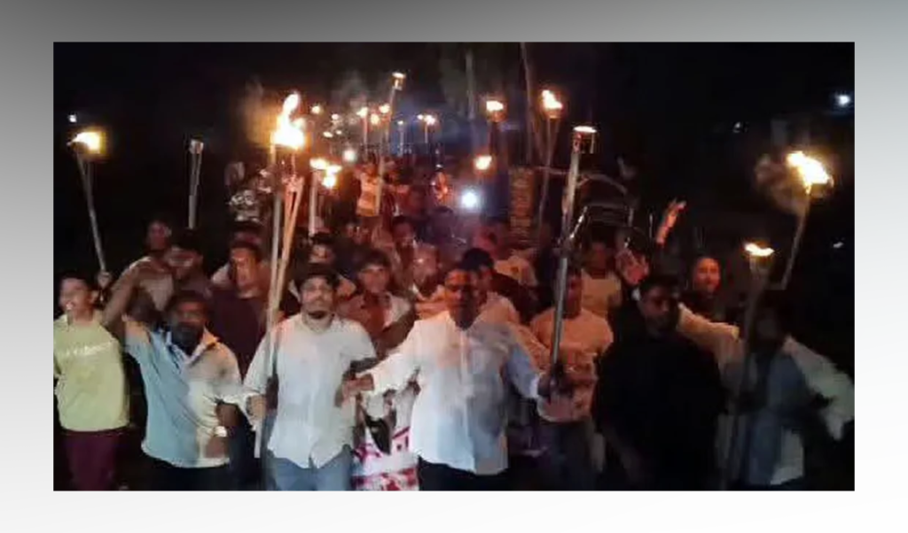 Awami League Torch Rally in Chittagong Triggers Social Media Stir Awami League Torch Rally in Chittagong Triggers Social Media Stir