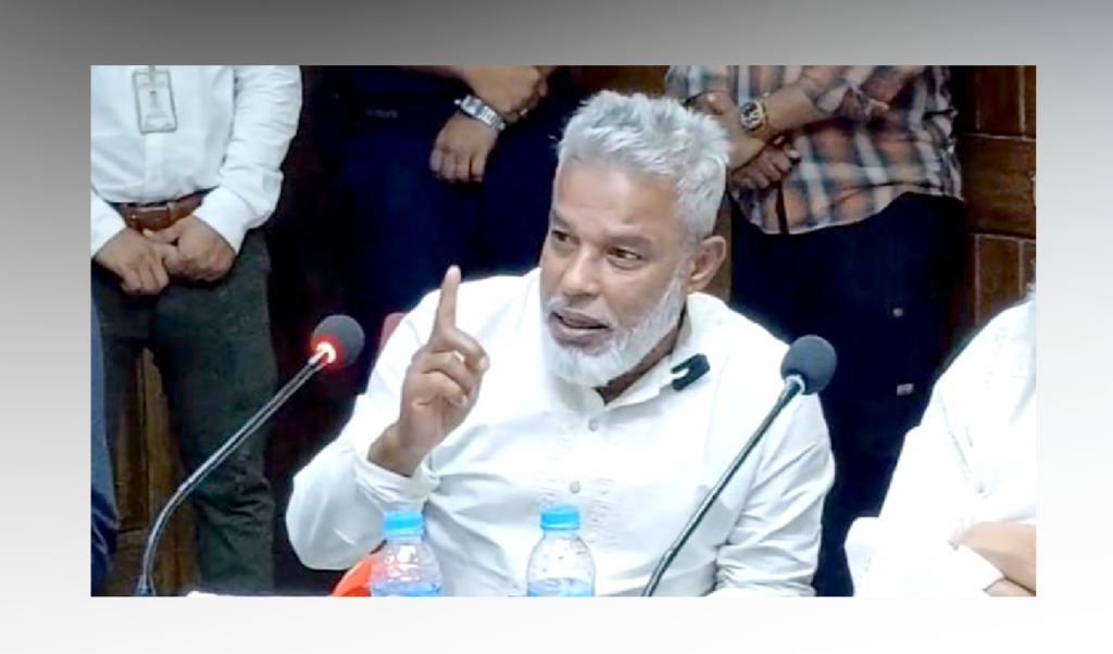 BNP MP Orders Police to Beat Up Titas Gas Officials BNP MP Orders Police to Beat Up Titas Gas Officials