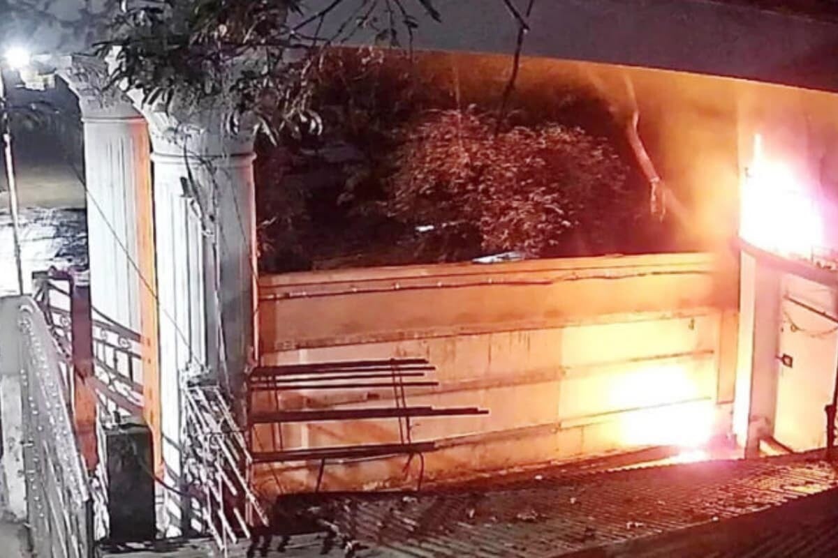 Chattogram Ancestral Home of Former Education Minister Targeted in Arson Attack