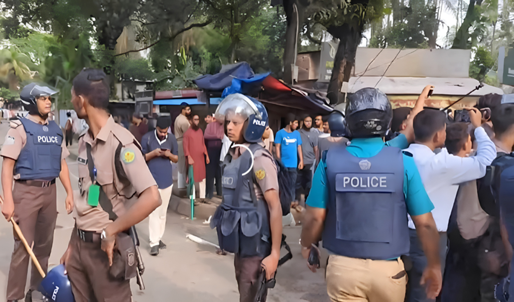 Clashes Erupt Near Alia Madrasa Following Jagannath University Violence Clashes Erupt Near Alia Madrasa Following Jagannath University Violence