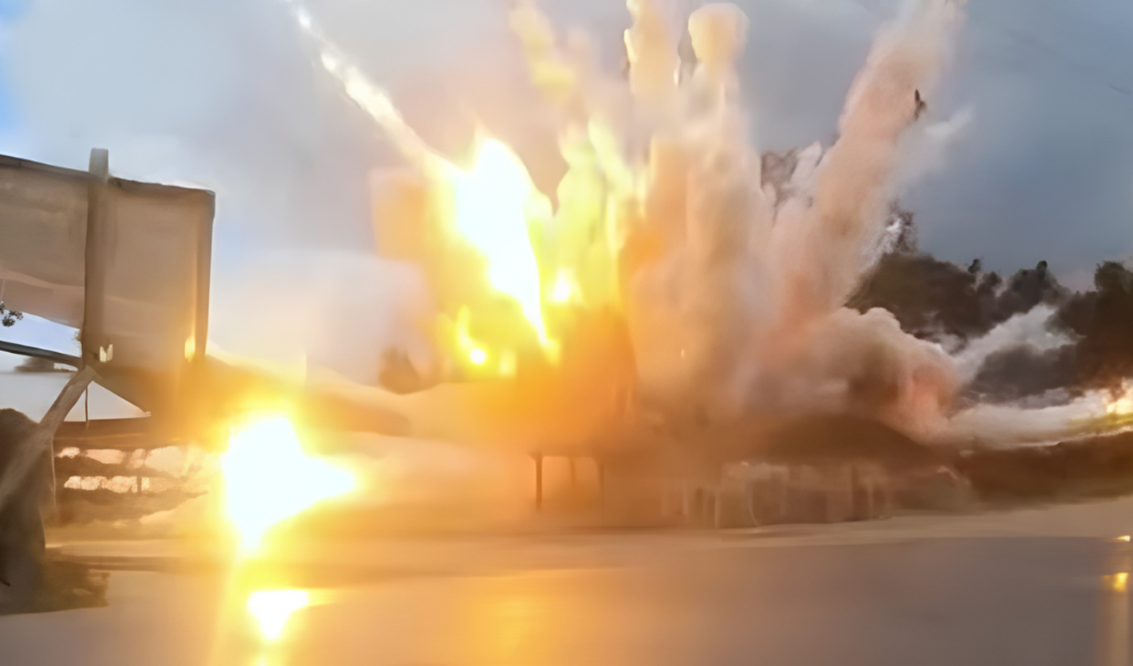 Controlled Demolition Neutralises Pressure Cooker Bomb in Savar Field Controlled Demolition Neutralises Pressure Cooker Bomb in Savar Field