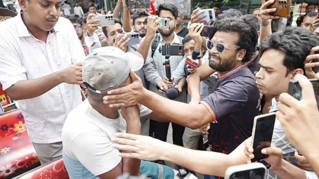 Dhanmondi-32 Tensions Rise Over Slogans and Snack Distribution