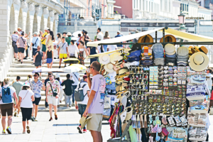 European Heatwaves Expose Widening Insurance Protection Gap for Businesses