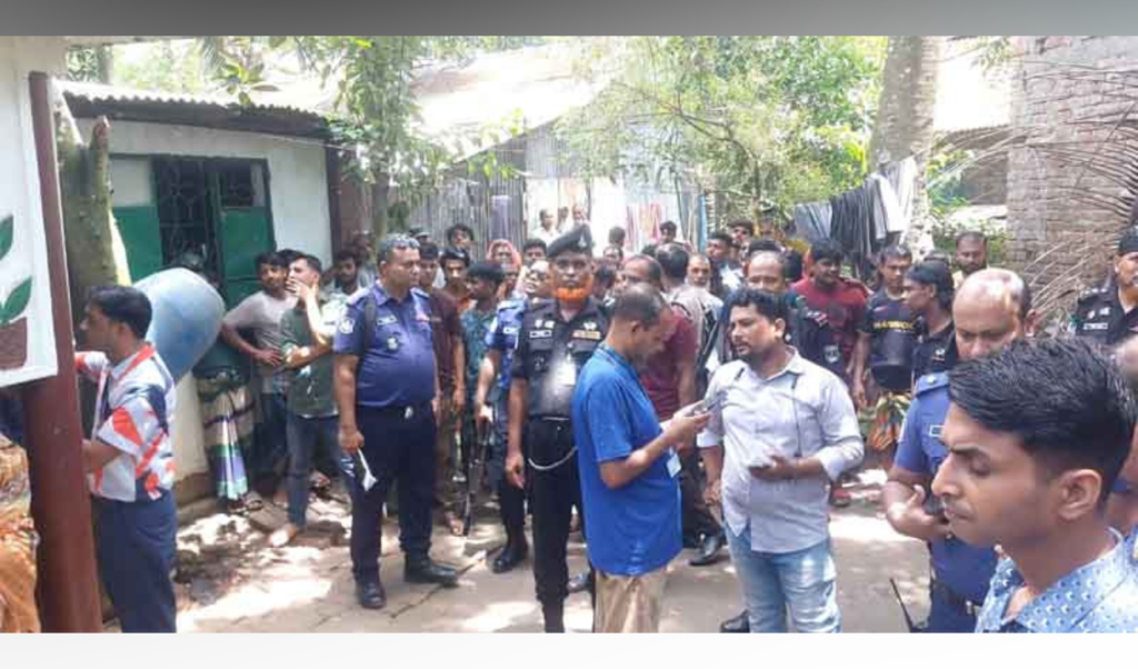 Four Students Injured in Hand Grenade Explosion at Madaripur Madrasa Four Students Injured in Hand Grenade Explosion at Madaripur Madrasa