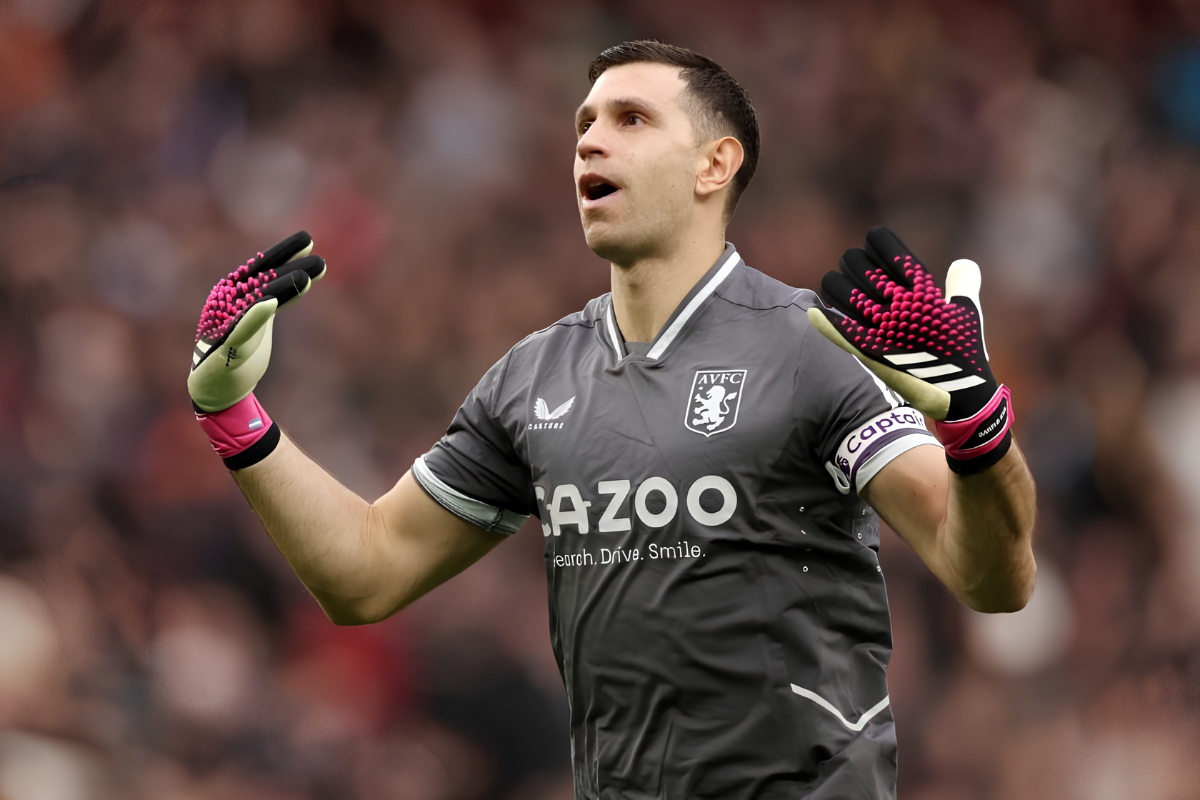 Juventus Submit New Bid for Aston Villa Goalkeeper Emiliano Martínez