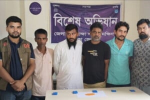 Keraniganj Police Arrest Five with 700 Yaba Tablets