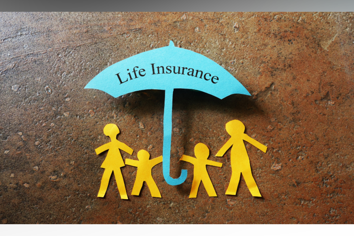 Life Insurance Advisers Drive Surge in Singapore Policy Purchases