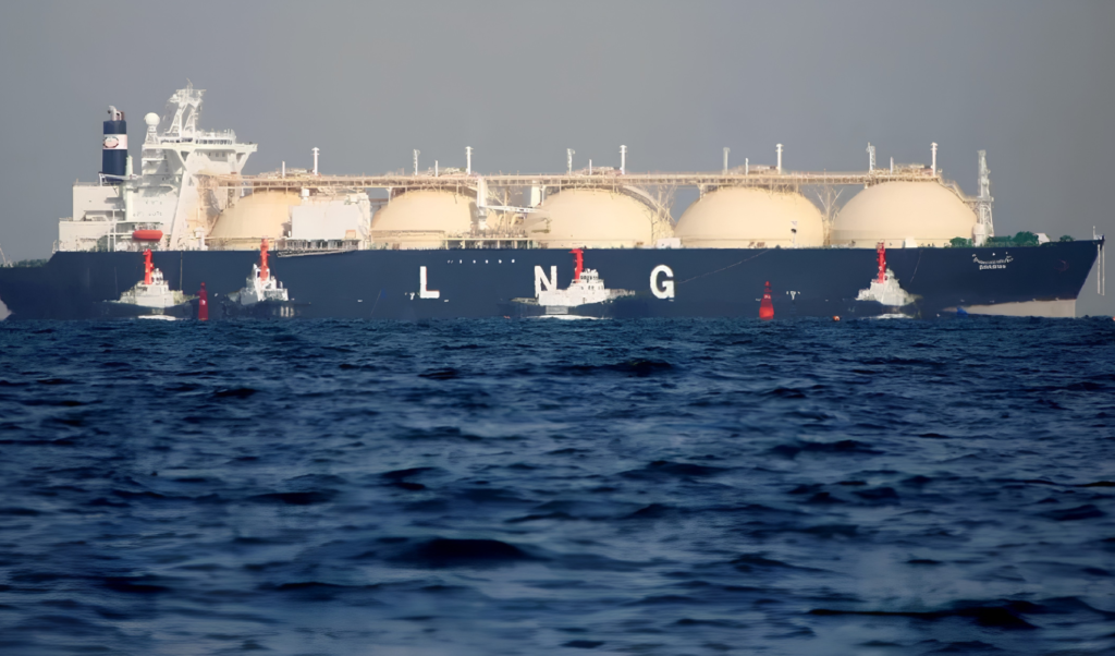 Maheshkhali LNG Reserves Dwindle as Gas Supply Deficit Mounts