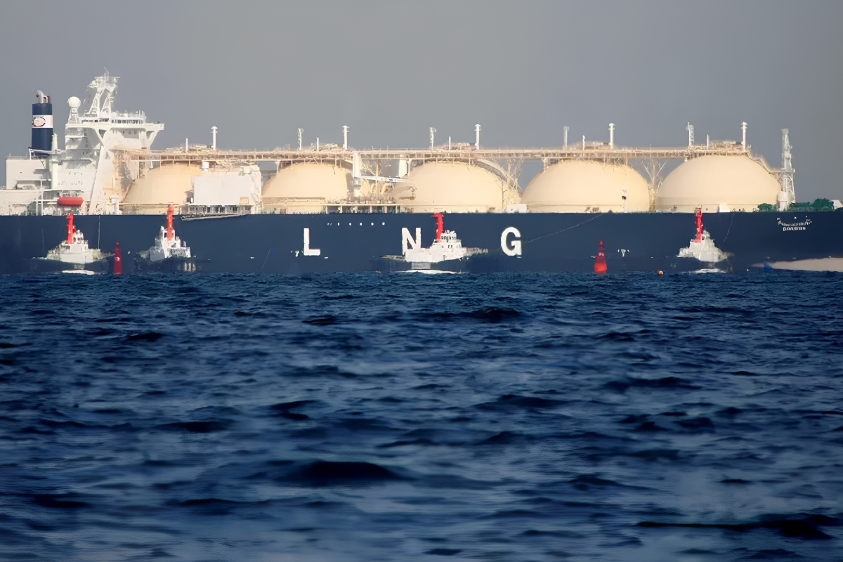 Maheshkhali LNG Reserves Dwindle as Gas Supply Deficit Mounts