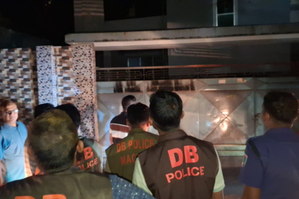 Petrol Bomb Thrown at Shakib Al Hasan’s Residence in Magura