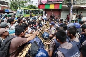 Police Block Student Front Attempting to Regain Dhaka Aliya Hostel
