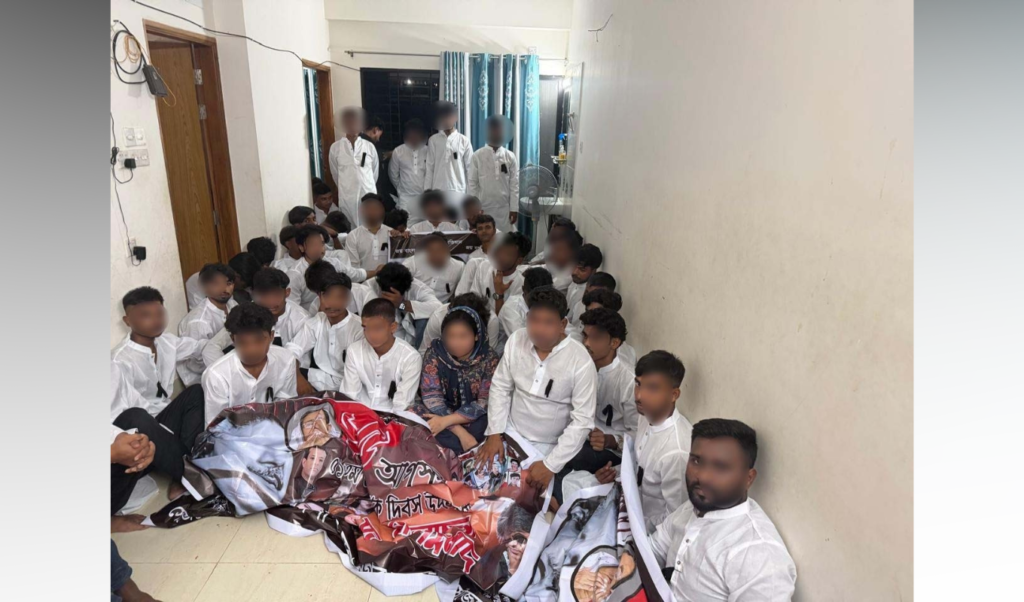 Police Detain 53 Awami League Activists in Dhaka Raid Police Detain 53 Awami League Activists in Dhaka Raid