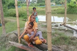 Rent Crisis Forces Rehana to Sell Her Hair