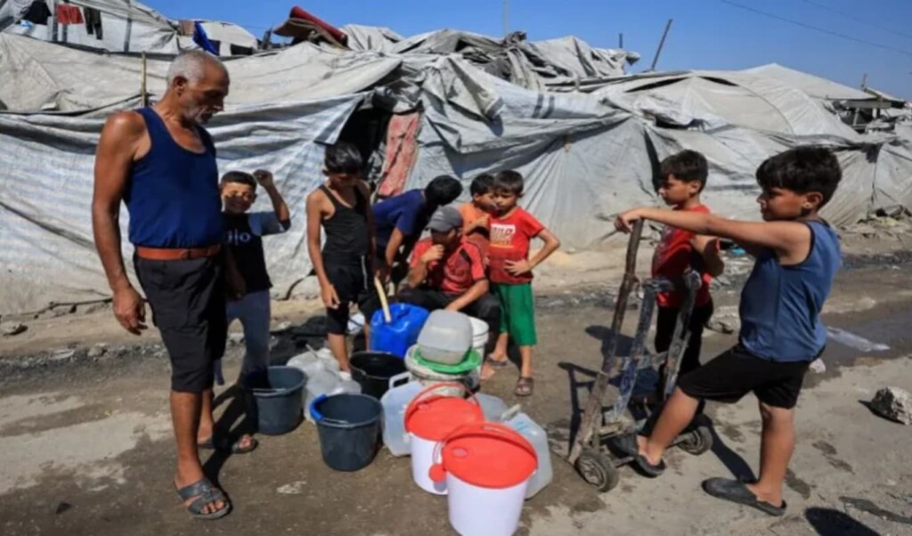 Severe Water Shortage Deprives Over 1.3 Million Gaza Residents