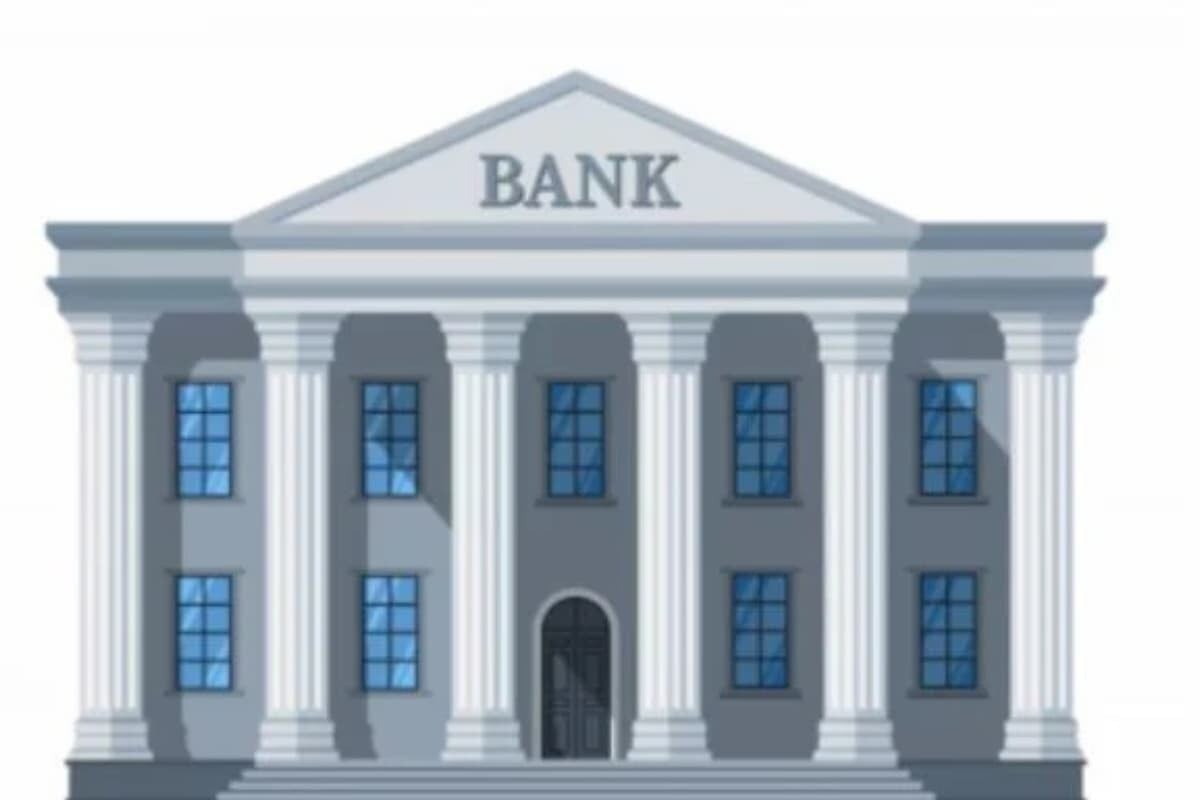 Surplus Cash in Bangladeshi Banks Drives Short-Term Sovereign Rates Down