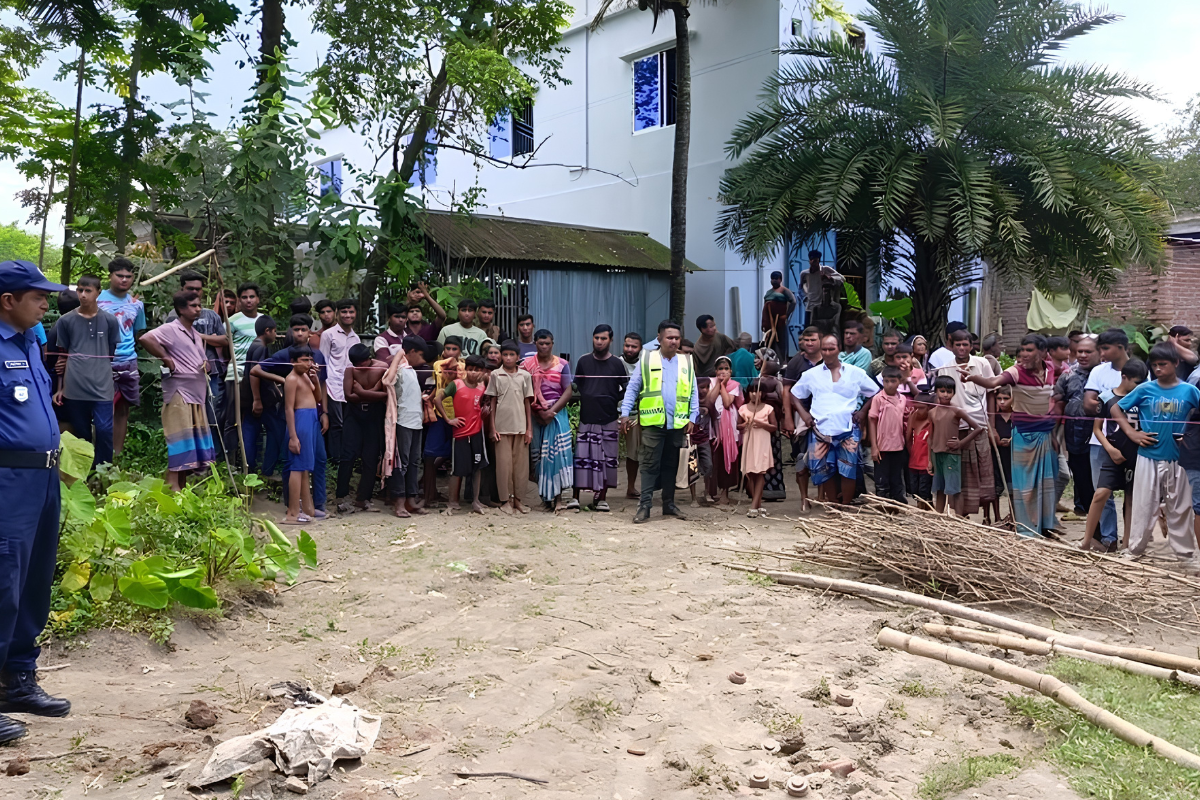 Ten Landmine-Like Objects Discovered Buried in Meherpur District
