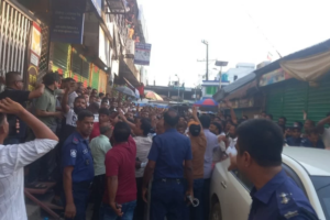 Tensions Flare in Narayanganj as Rival BNP and Jamaat Rallies Face Off