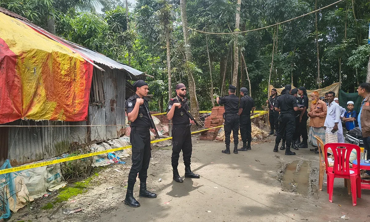 Three Family Members Burnt in Bomb-Like Object Blast