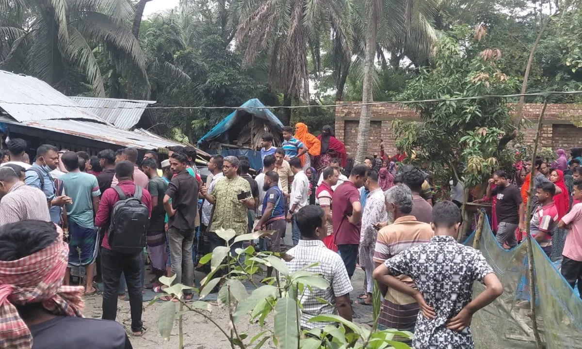 Three Family Members Found Dead in Bagerhat Home