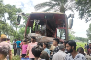 Three Killed as Bus Collides Head-On with Nasimon in Natore