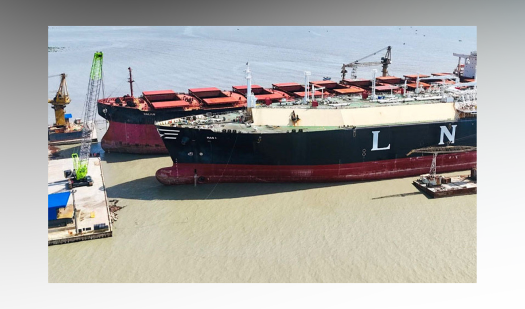 Toxic Gas Leak Kills Seven at Sitakunda Shipbreaking Yard Toxic Gas Leak Kills Seven at Sitakunda Shipbreaking Yard
