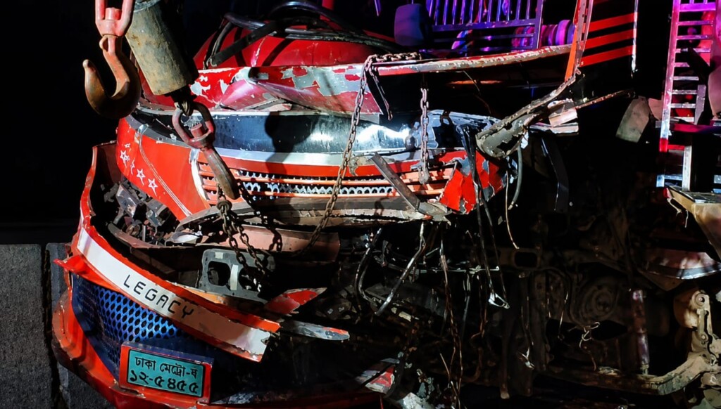 Two Killed as Bus Crashes into Stationary Lorry in Sherpur Two Killed as Bus Crashes into Stationary Lorry in Sherpur