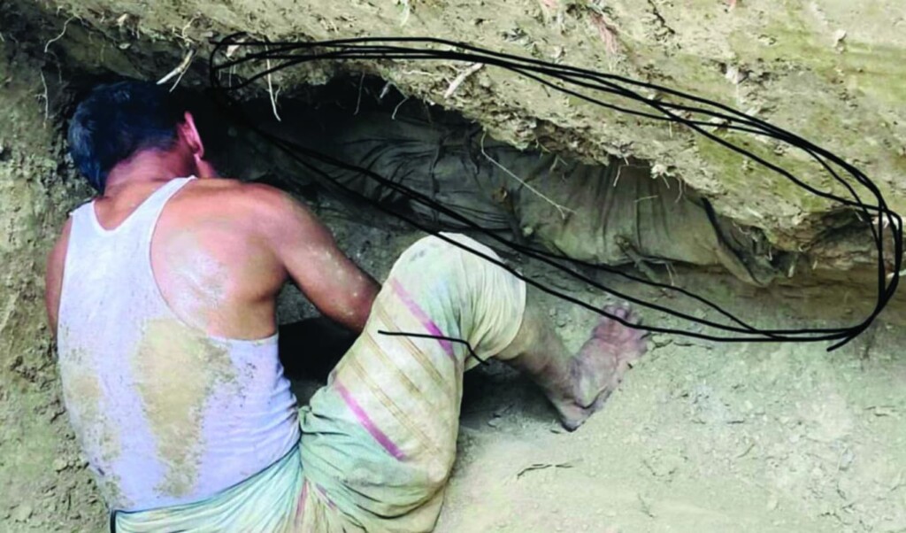 Unspoiled Remains of Husband Unearthed During Wife’s Funeral Prep in Comilla