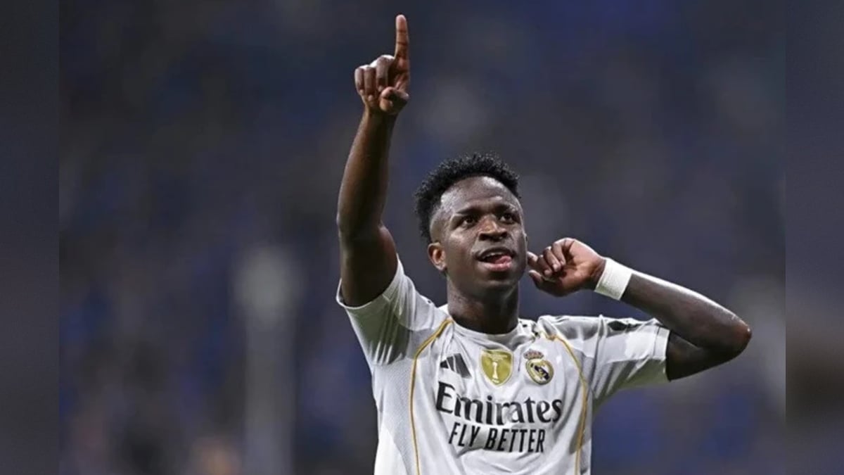 Vinícius Commits Future to Real Madrid