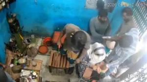 Armed Robbers Raid Narayanganj Jewellery Shop in Broad Daylight