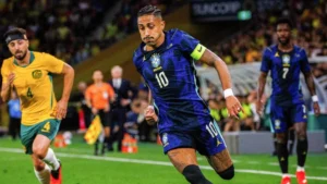 Barcelona Anxious as Raphinha Suffers Injury in Australia Friendly